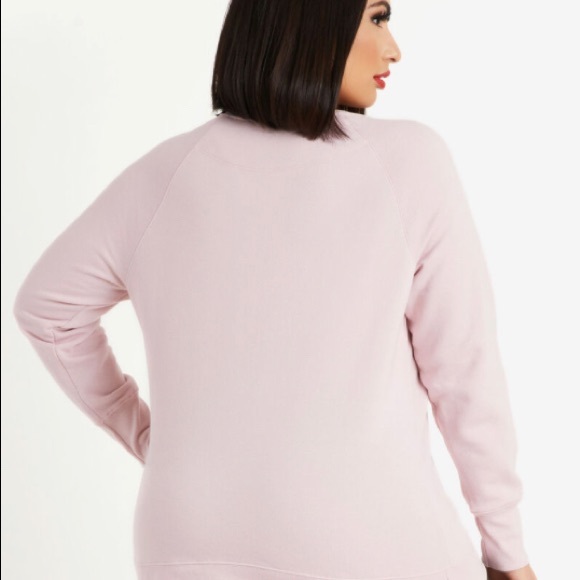 Sweatshirt. Champion. - Picture 2 of 8